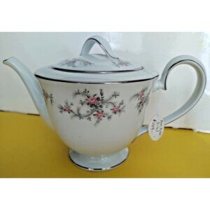 Vintage Noritake Tea Pot Lila Pattern 6 cup 1970's Like New
